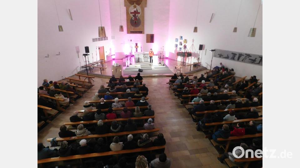Hunderte Zuhörer ließen sich das Adventskonzert in der Dreifaltigkeitskirche nicht entgehen. Bild: whü