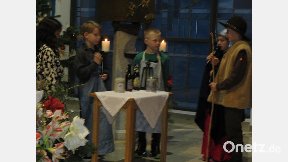 Maria und Josef auf Herbergssuche. Bild: adj