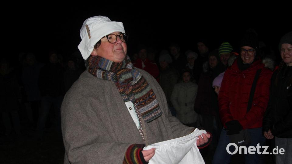 Die Rauhnacht und der Sagenweg entlang der Glasschleif wurde von der Gesellschaft „Steinwaldia“ Pullenreuth auf die Beine gestellt. Rund 1000 Besucher kamen zu der Veranstaltung am vergangenen Freitag. Bild: wro