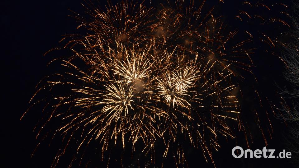 Der Sprung ins Jubiläumsjahr - 800 Jahre Waldau - wurde mit einem bunten Musikfeuerwerk geschafft. Bild: dob