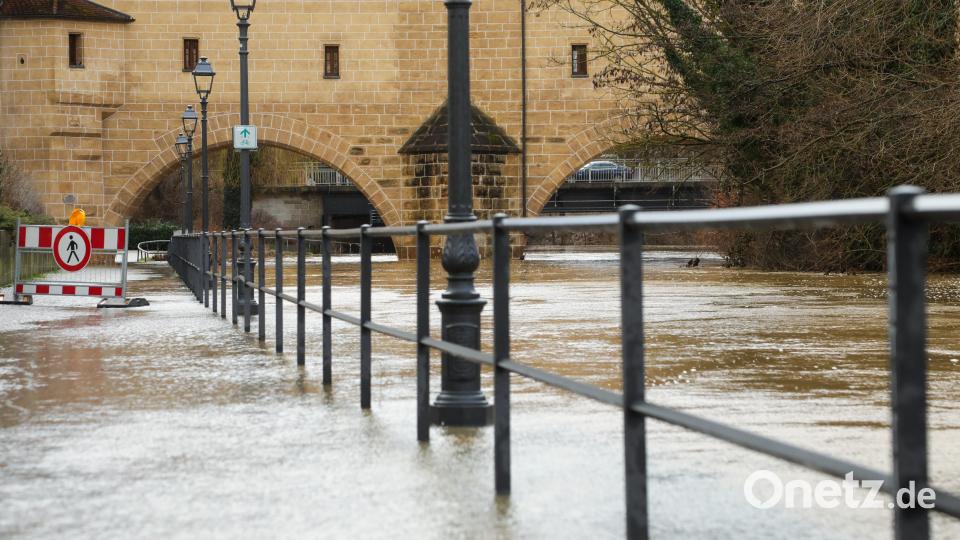 Die Hochwasserlage in Amberg bleibt angespannt. Bild: Wolfgang Steinbacher