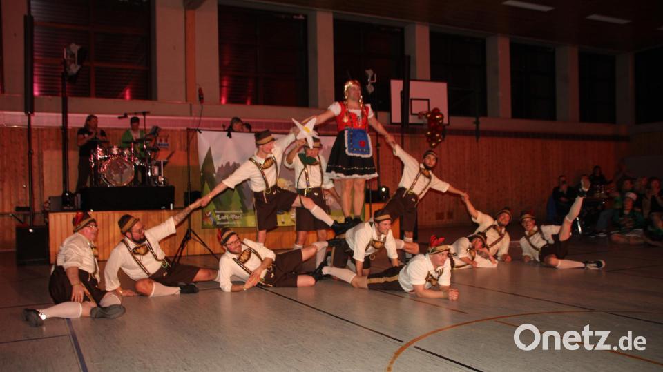 Das Männerballet Diesenbach Bild: frd
