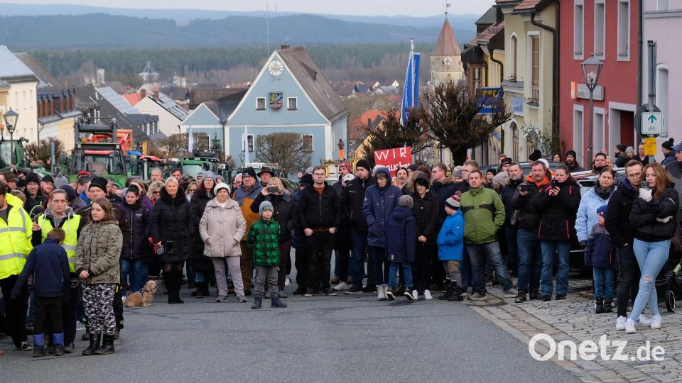 Viele hundert Besucher zeigten sich mit den Forderungen der Bauern solidarisch Bild: do