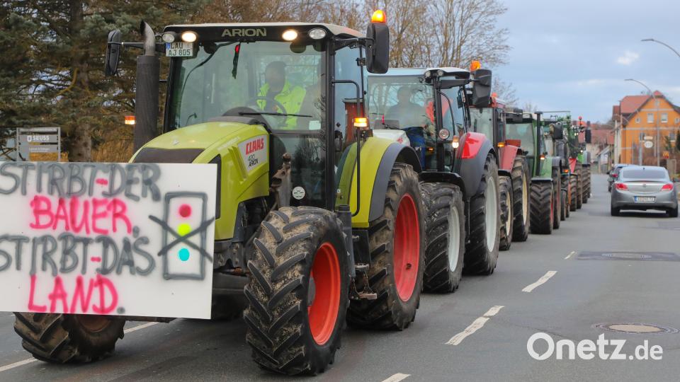 Auch mit Plakaten demonstrierten die Landwirte. Bild: Wolfgang Steinbacher