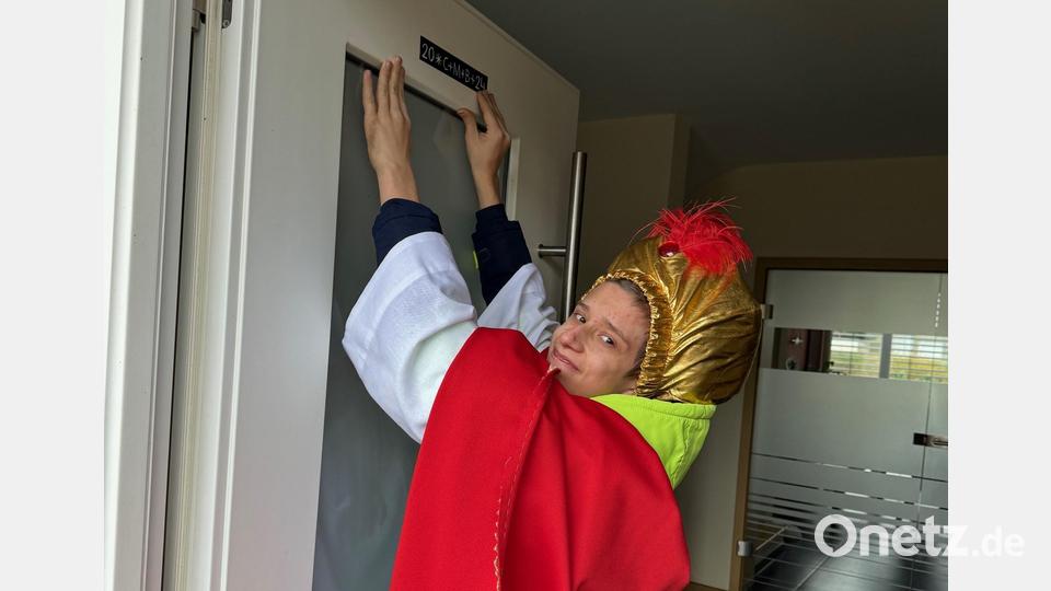 Als sichtbares Zeichen wurde die Abkürzung C + M + B „Christum mansionem benedicat“ („Christus segne dieses Haus“) an die Eingangstüre der Wohnhäuser angebracht. Bild: msk