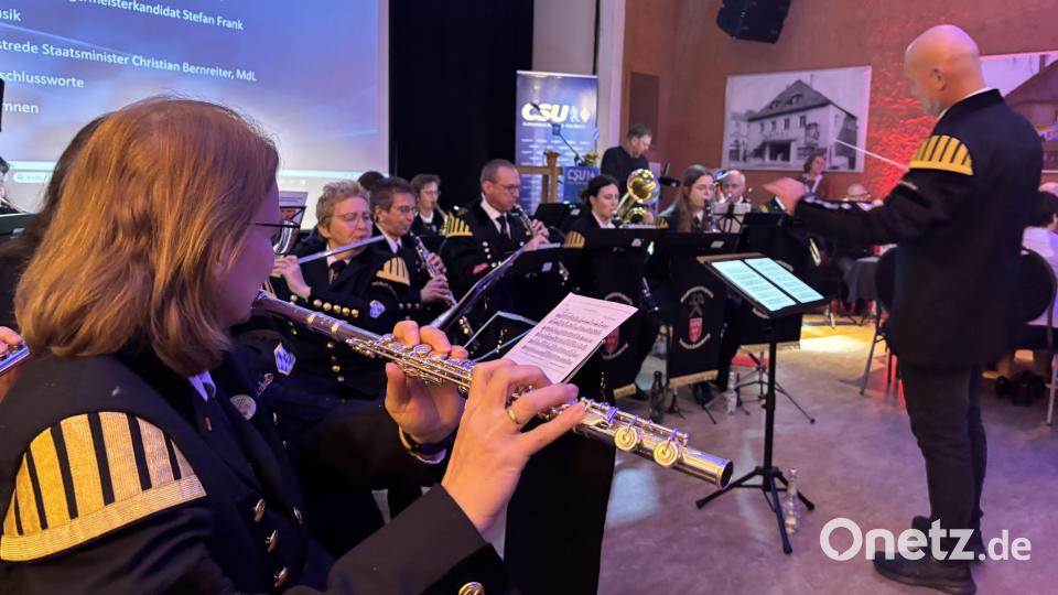 Das Bergknappenorchester gestaltete den Empfang musikalisch. Bild: ge