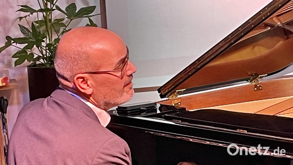 Frank Muschalle am Piano. Bild: Krones