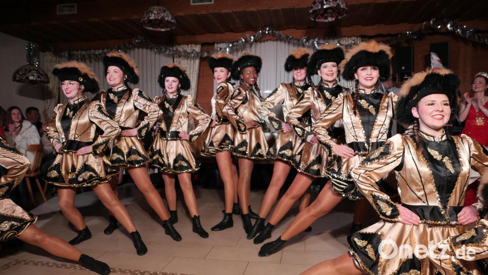 Faschingsverein Stammtisch Botzersreuth feiert den Inthronisationsball Bild: ssl