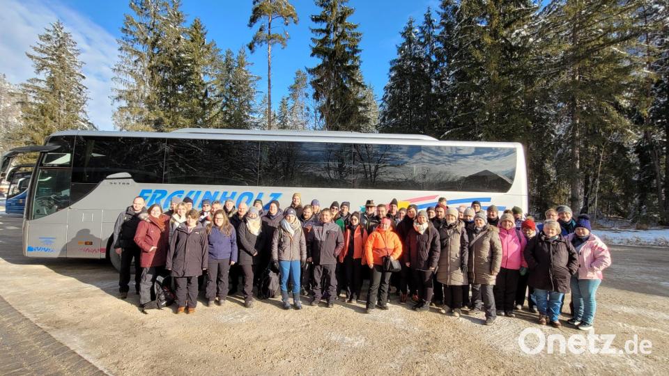 Bei bestem Winterwetter trafen Teilnehmer in Ruhpolding ein. Bild: Sportschützen Kastl/exb