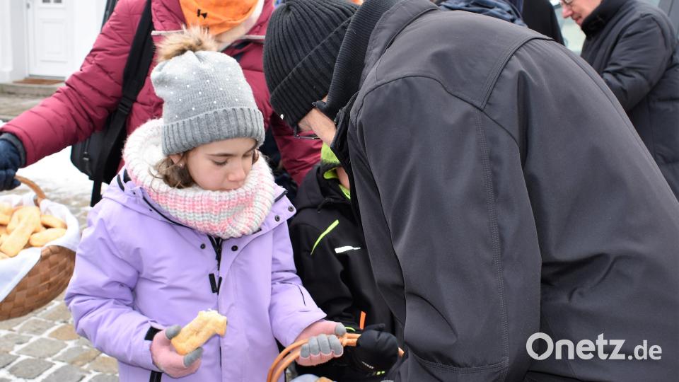 Gebackene Sebastianspfeile erinnern an den Märtyrer Sebastian. Bild: rgr