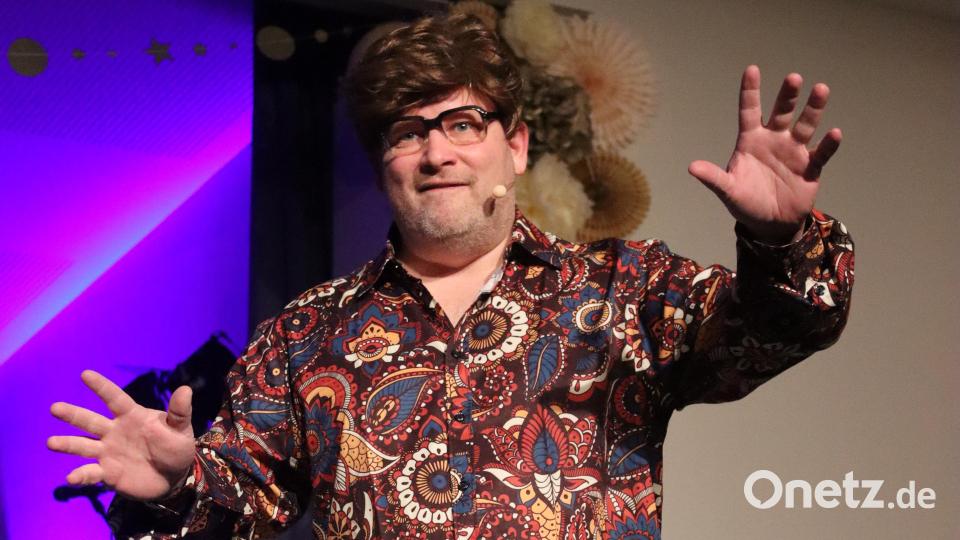 Nicht nur für Joachim &quot;Jokl&quot; Kroher persönlich führte der Besuch einer Esotherikmesse zu einer bleibenden Erinnerung. Nach seinem Rückblick gilt das auch für die Zuschauer. Bild: mfh