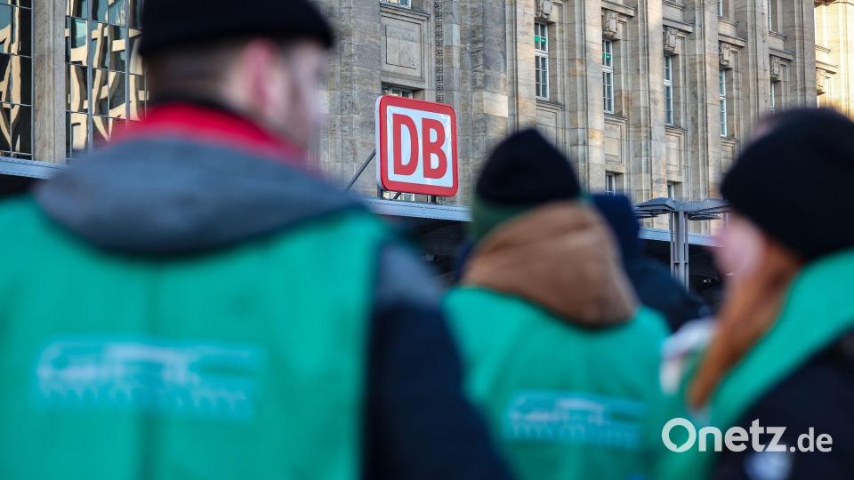 Im Tarifkonflikt ist der GDL eine Arbeitszeitreduzierung für Schichtarbeiter besonders wichtig: von 38 auf 35 Stunden pro Woche bei vollem Lohnausgleich. Die Forderung hält die Bahn für unerfüllbar. Bild: Jan Woitas/dpa