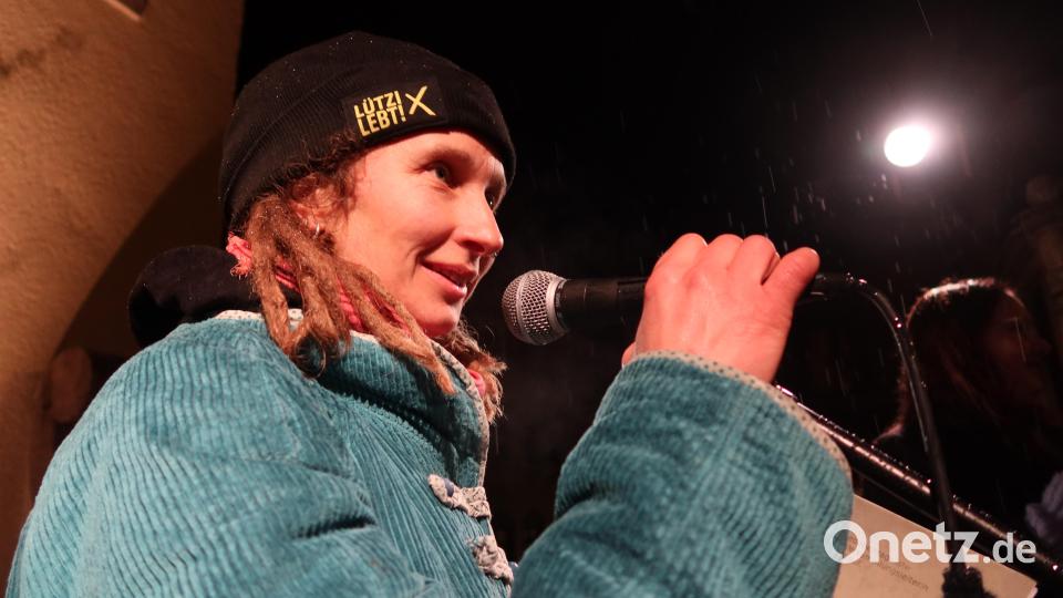 &quot;Gemeinsam gegen den Rechtsruck - rassistische Politik stoppen&quot;, forderte das Bündnis für eine offene solidarische Gesellschaft. Bild: Kunz