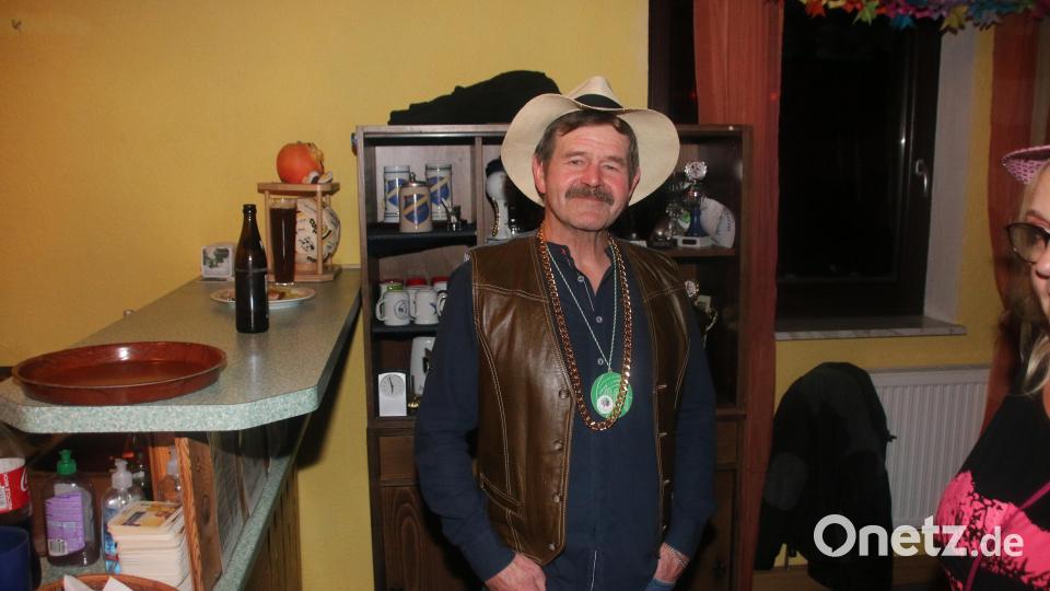 Fördervereinsvorsitzender und Cowboy Franz Salfer genoss ruhig die Stimmung. Bild: sne