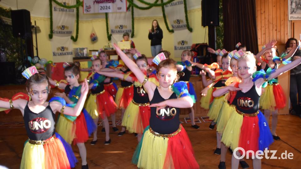 Die Kindertanzgruppe &quot;Taika&quot; bei einem ihrer Auftritte. Bild: hcz