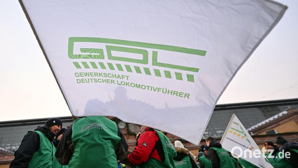 Schon wieder Streik? Der nun angekündigte Arbeitskampf wäre der vierte im laufenden Tarifkonflikt. Bild: Martin Schutt/dpa