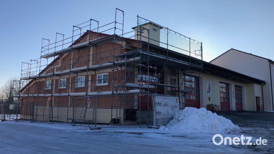 Das Feuerwehrgerätehaus Neusorg wird erweitert. Bild: Feuerwehr Neusorg/exb