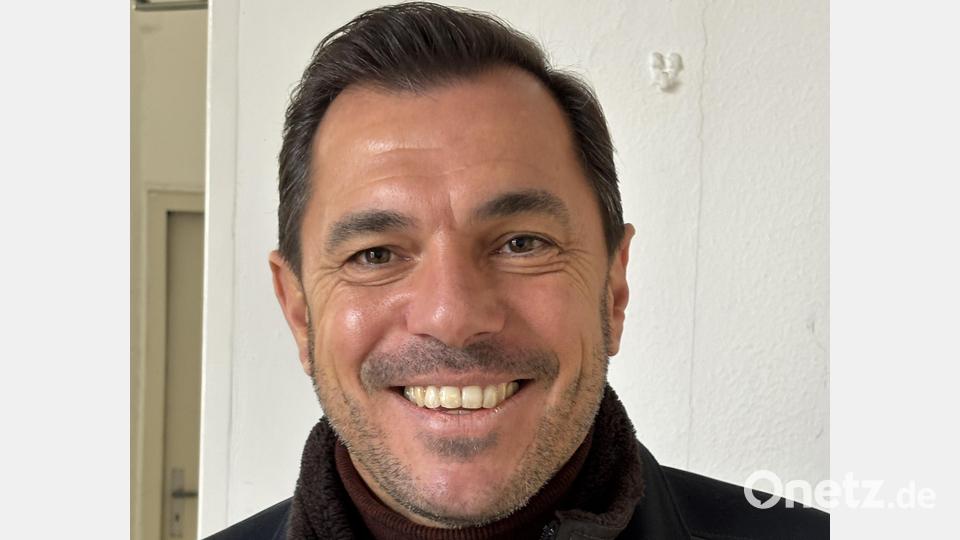 Ludwig Hetzenegger investiert über eine Million Euro in den alten Rosenberger Bahnhof. Bild: ge