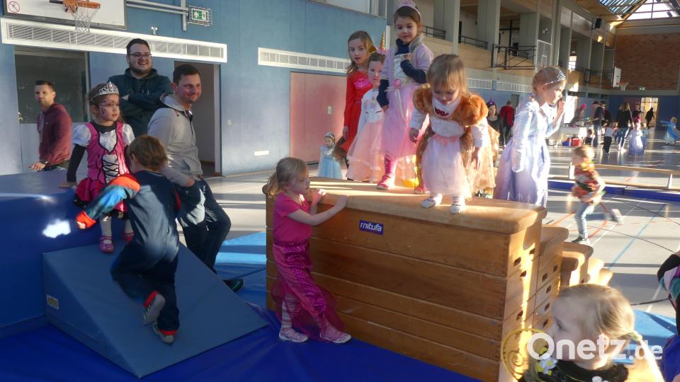 An der Disziplin „Sprung“ herrscht stets Andrang. Bild: rn