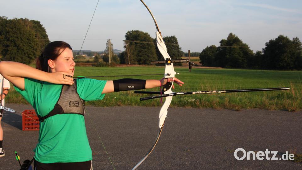 Mit der erst 12jährigen Klara Grüner wächst ein große Bogensport-Talent heran. Archivbild: kro