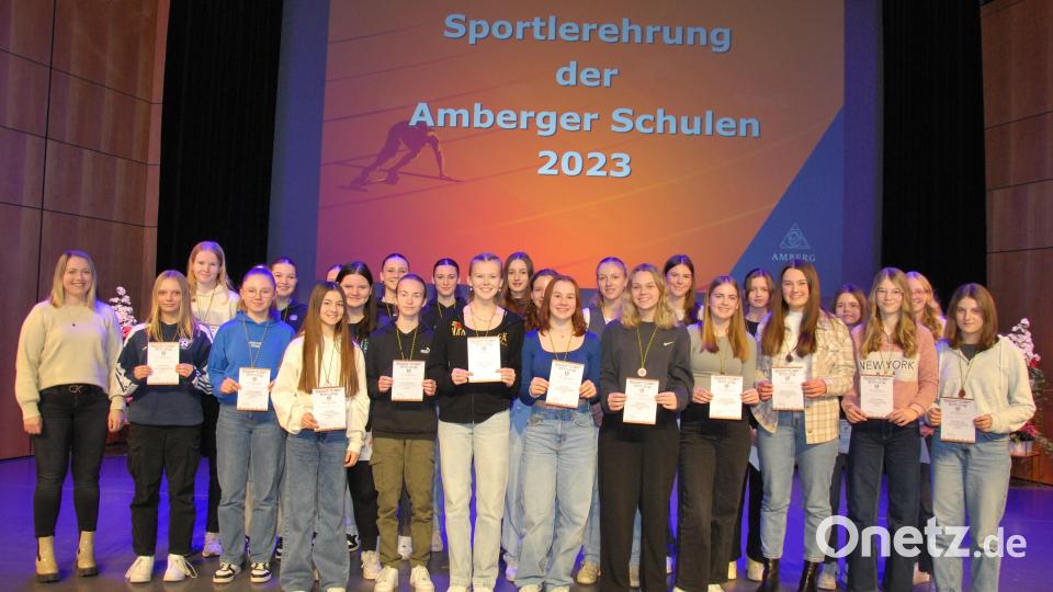 Sportlich erfolgreich waren auch die Mädchen der Dr.-Johanna-Decker-Schulen. Bild: gsp