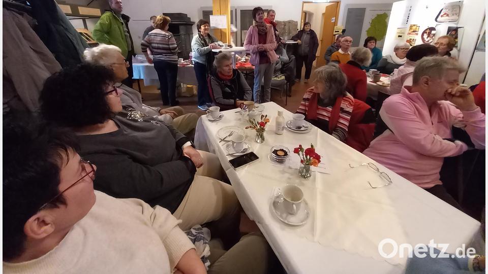 Groß war der Andrang beim Kaffeekränzchen im Stadtmuseum. Bild: hka