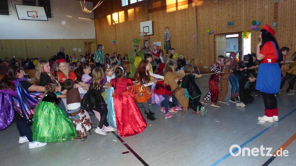 Beim Seilziehen wird Stärke wurde unter Beweis gestellt. Bild: sl