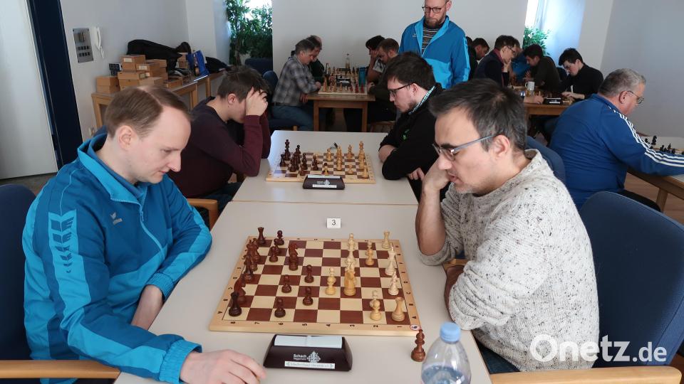 Die zwei Lokalmatadoren Mladen Dvornic (rechts) und Patrick Winter im direkten Duell. Bild: Bernhard Hoppen/exb