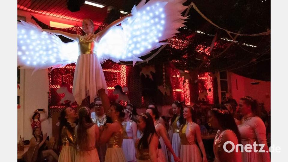&quot;Göttlich&quot; ist der Auftritt der himmlischen Wesen aus Oberviechtach. Bild: gz