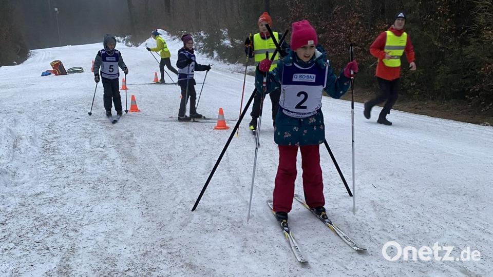 Beim Schnuppertag Skilanglauf des SC Monte Kaolino hatten die Kinder viel Spaß. Bild: chl
