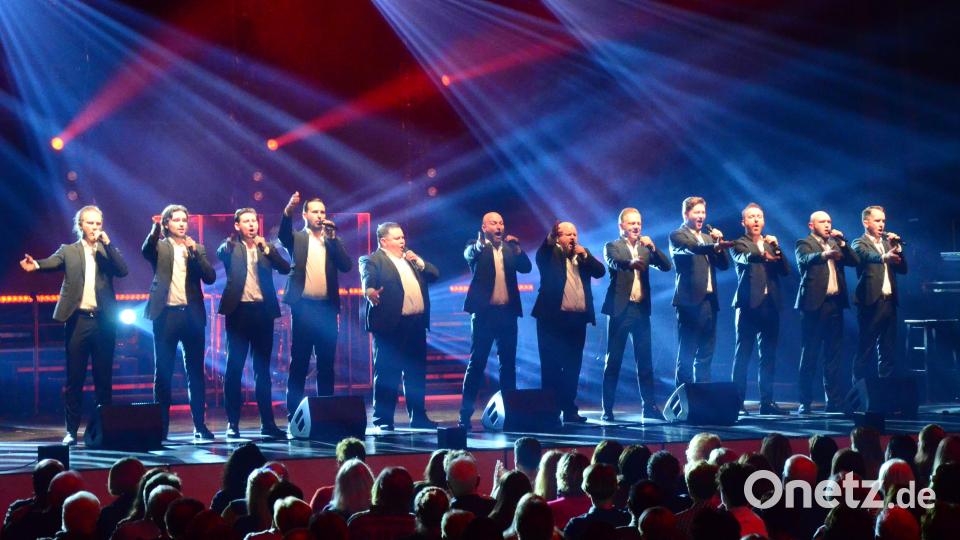 Als eindrucksvolles Beispiel ihrer Kunst interpretierten die Sänger unmittelbar vor der Pause die Puccini-Arie &quot;Nessun dorma&quot;. Bild: Kunz