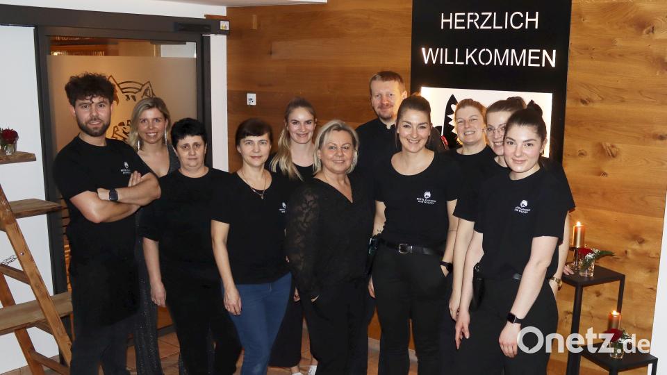 Für das Team vom Gasthof Wulfen sind Großveranstaltungen kein Problem. Jeder Handgriff sitzt, jeder weiß, was zu tun ist. Bild: mfh