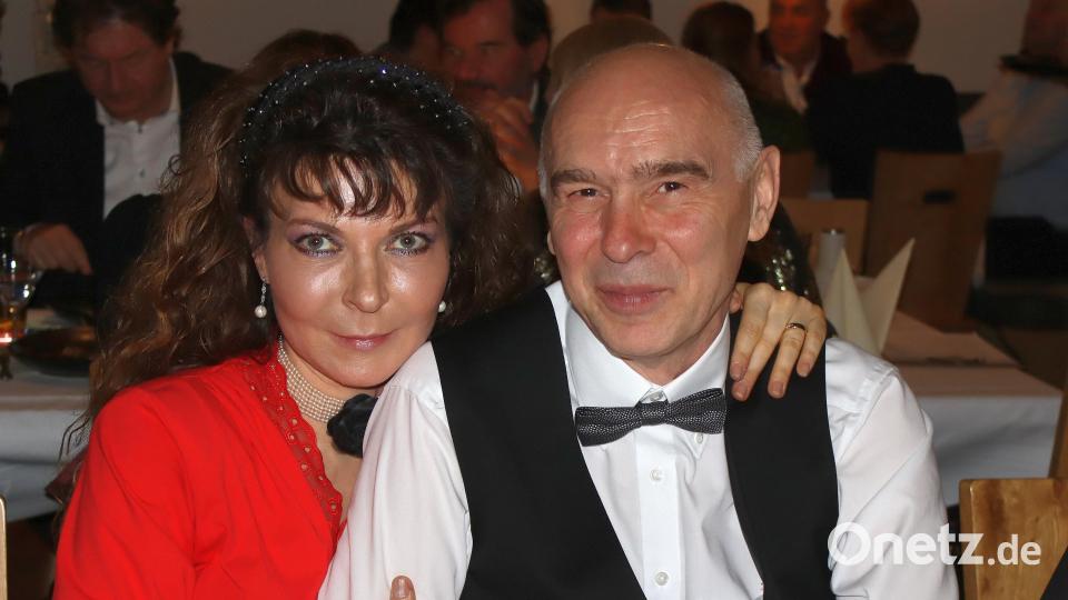 Dietmar Lenk und seine Partnerin versäumten keine Tanzrunde. Bild: mfh