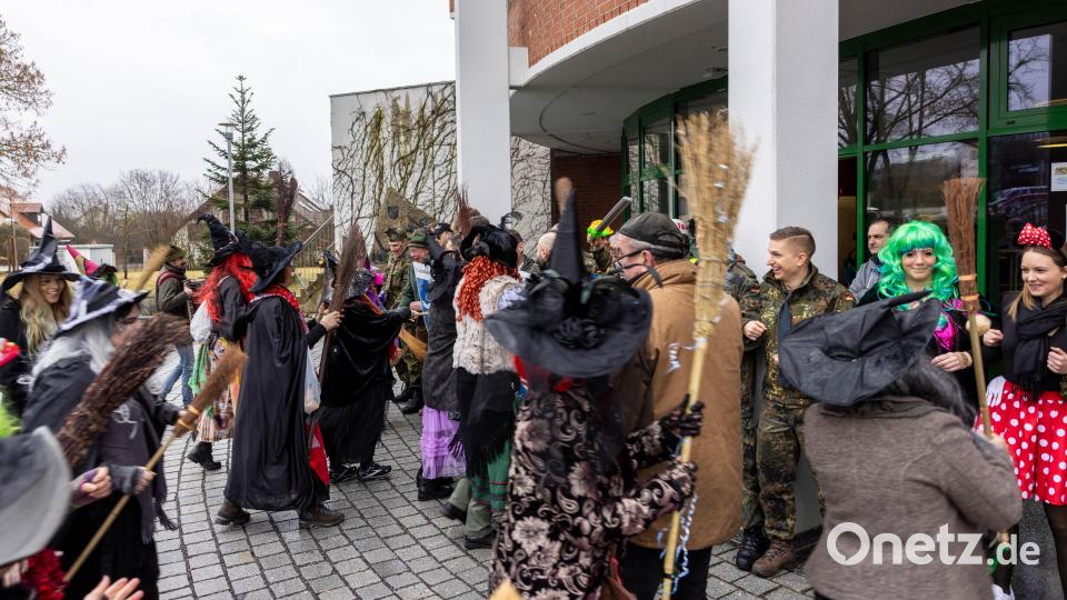 Die Hexen lassen sich nicht aufhalten. Bild: hbe