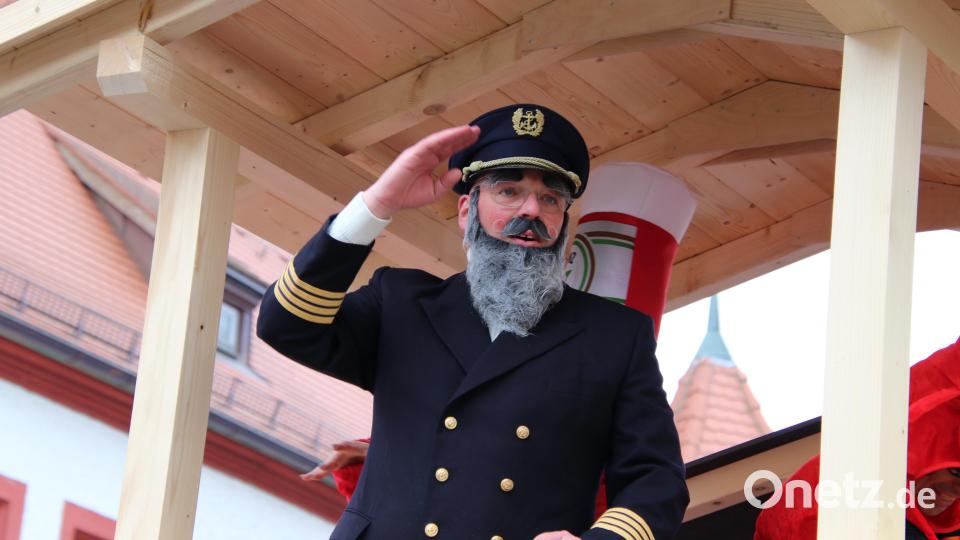 Bürgermeister Oliver Weigel als "Käpt'n Oli". Bild: kro