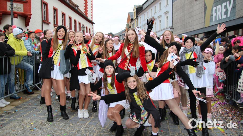 Die Juniorengarde der Faschingsgilde Marktredwitz-Dörflas. Bild: kro