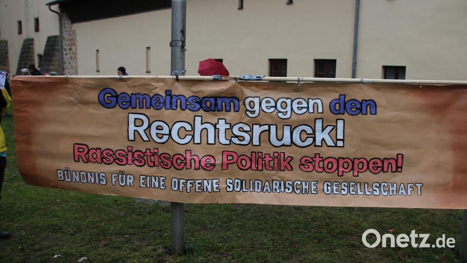 Das &quot;Oberpfälzer Bündnis für Toleranz und Menschenrechte&quot; hatte zur Kundgebung aufgerufen. Bild: sne
