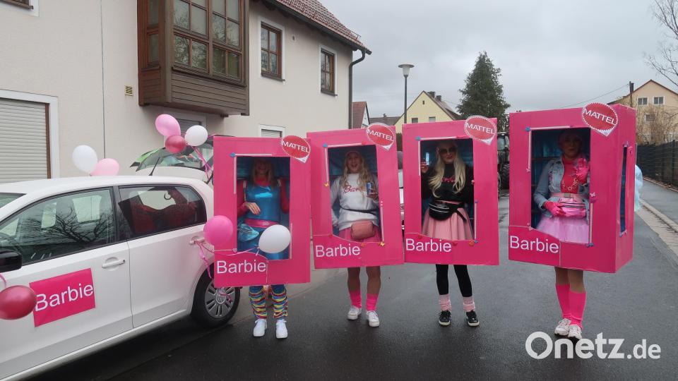 Die Barbiepuppen hätten vorher noch ausgepackt werden müssen. Bild: rha