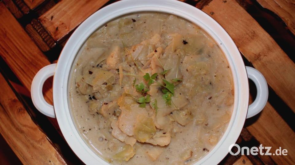 Pimperlkraut – einfach so oder als Beilage ist es ein typisches Winteressen. Bild: Celene Sweeney/exb