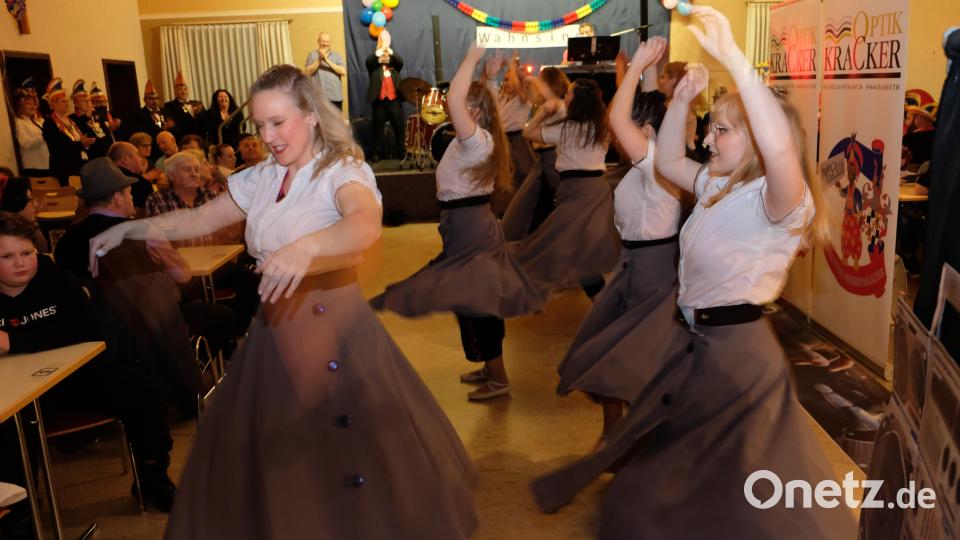 Bayreuths &quot;Mohrensplitter&quot; erhalten für ihre choreografisch gut einstudierten Schautänze stürmischen Beifall. Bild: do