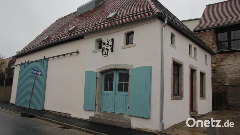 Die Sanierung der "Völkl-Scheune" und im Umfeld die "Alte Wagnerei" wurde Ende Dezember 2023 abgeschlossen. In der Scheune soll eine alte historische Werkstatt erhalten werden. Bild: kro