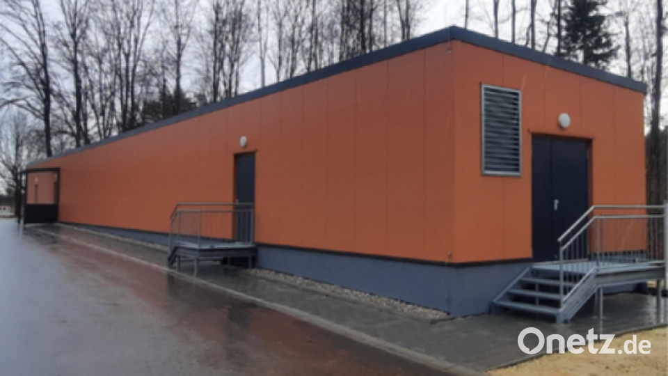 Die neue Raumschießanlage besteht aus zwölf Modulen, von denen jedes 45 Tonnen auf die Waage bringt. Bild: PHK Gerd Schrödel/exb
