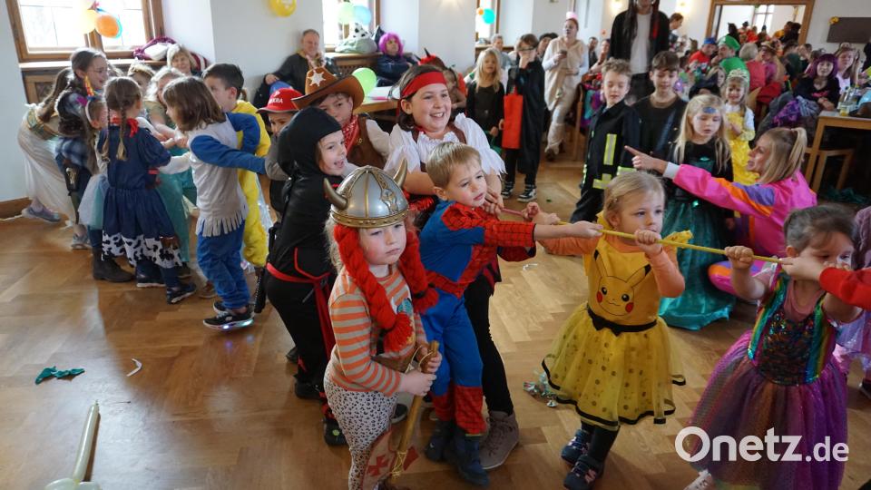 Beim Seilziehen zogen alle an einem Strang. Bild: tra