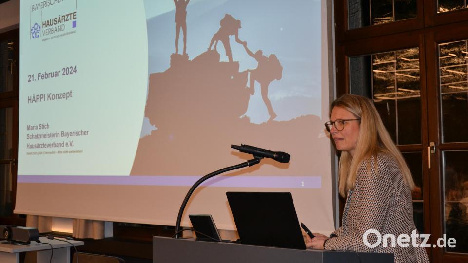 Maria Stich bei ihrem Vortrag zum &quot;Häppi&quot;-Konzept. Bild: pz