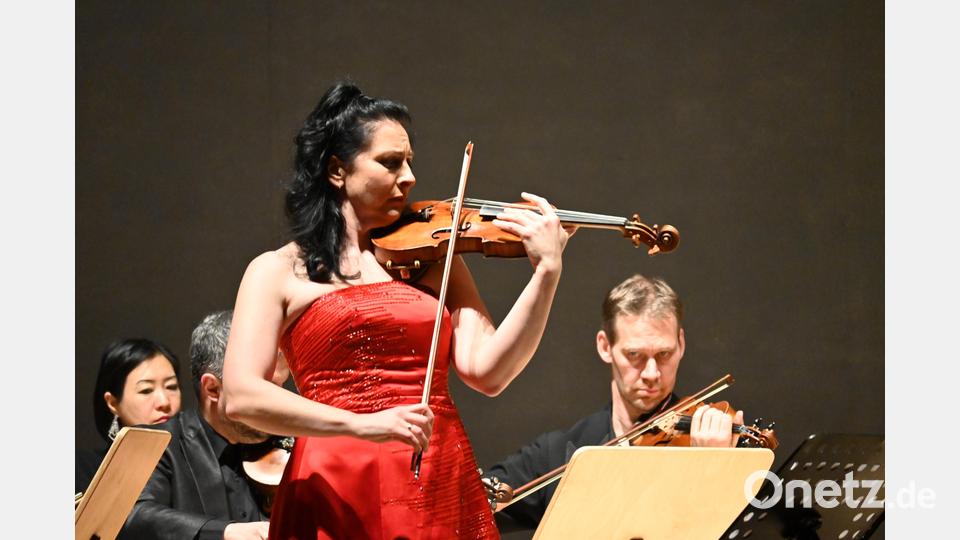 Alissa Margulis warmer, voluminöser Ton auf der Geige bis in die höchsten Lagen begeisterte das Publikum. Bild: kki