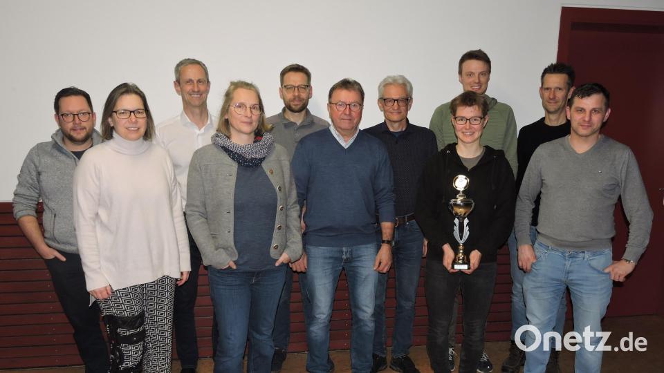 Die Vorstandschaft des Radsportbezirks Oberpfalz mit dem alten und neuen Bezirksvorsitzenden Heinz Uhl aus Windischeschenbach (Bildmitte) Bild: Manuel März/exb