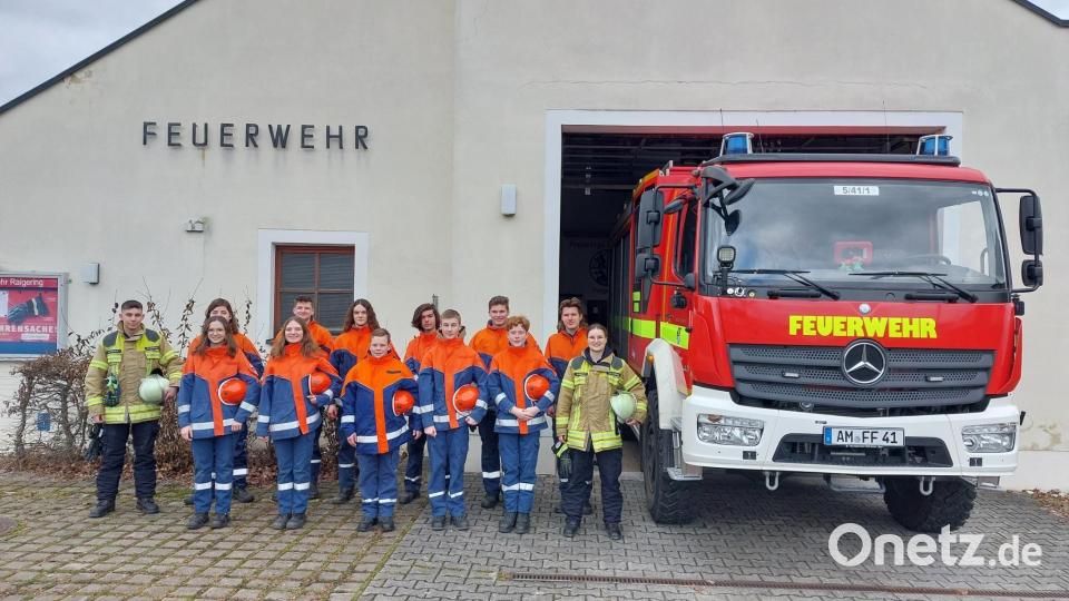 Jugendgruppe Feuerwehr Raigering








Bild 2.
Jugendgruppe Feuerwehr Raigering Bild: Feuerwehr Raigering/exb