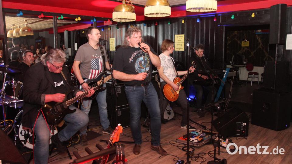 &quot;Old Boy &amp; The Rockin&#039; Guys&quot; legen eine tolle Show hin. Bild: pi