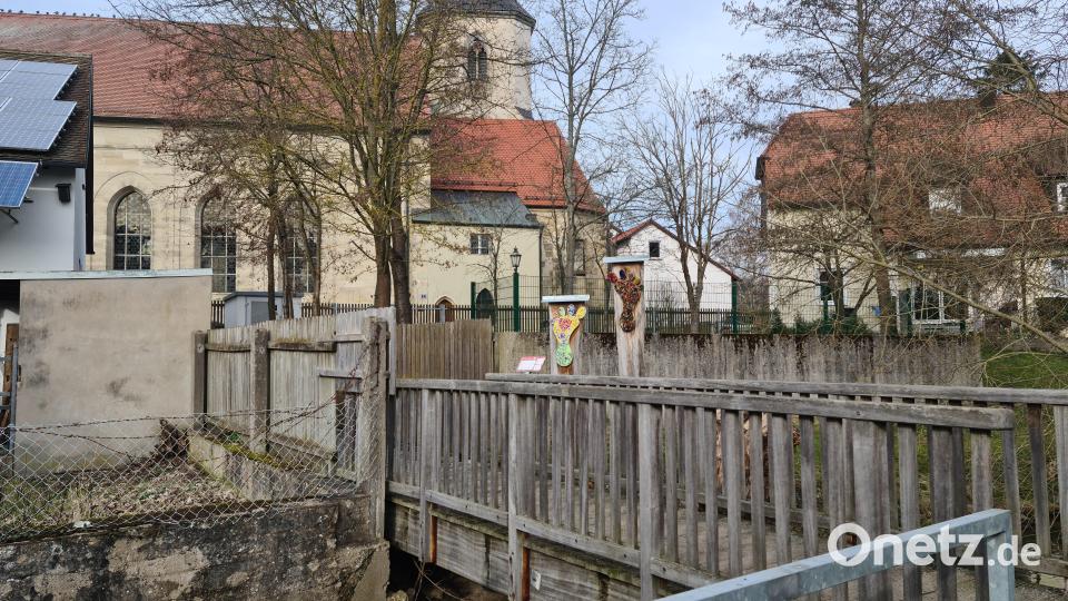 Der Kirchensteig ist idyllisch im Schatten der Altstadt versteckt. Bild: sne