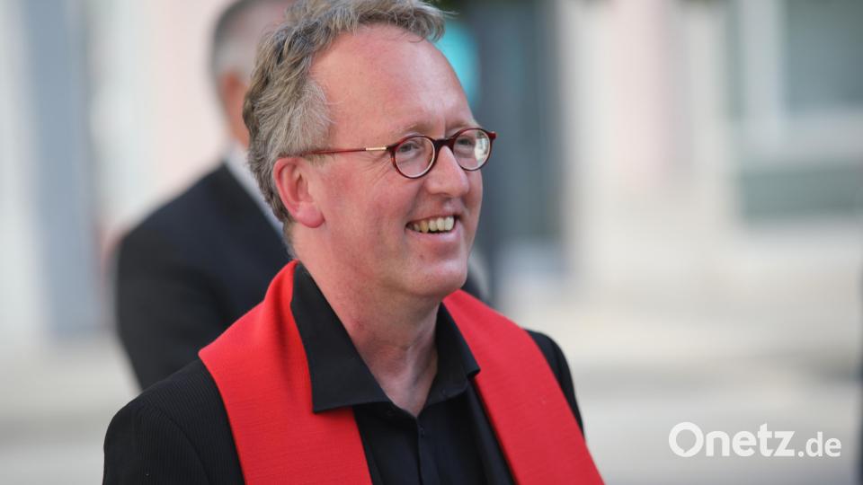 Diakon Jürgen Weich, seit neun Monaten bereits zuständig für die Kirchengemeinden Nabburg und Pfreimd, übernimmt zur Jahresmitte auch die Kirchengemeinde Schwarzenfeld. Bild: Thomas Huber/exb